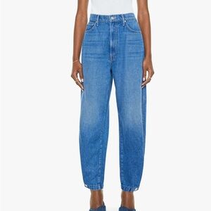 MOTHER High-Rise Cropped Balloon Jeans in Medium Blue